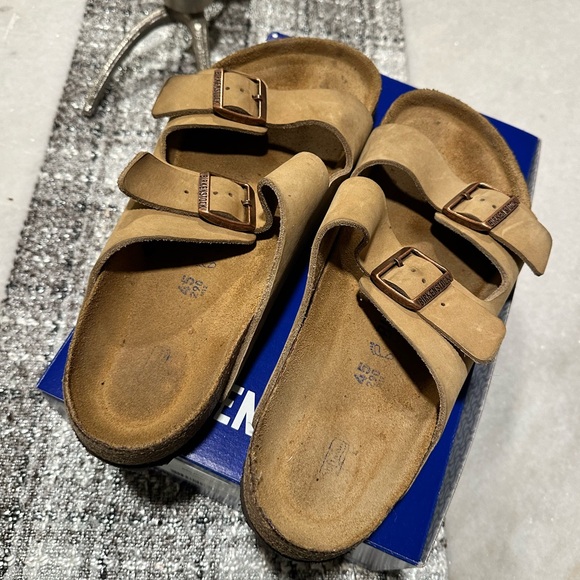 Men's Birkenstock ARIZONA SOFT FOOTBED SUEDE LEATHER - Picture 2 of 3